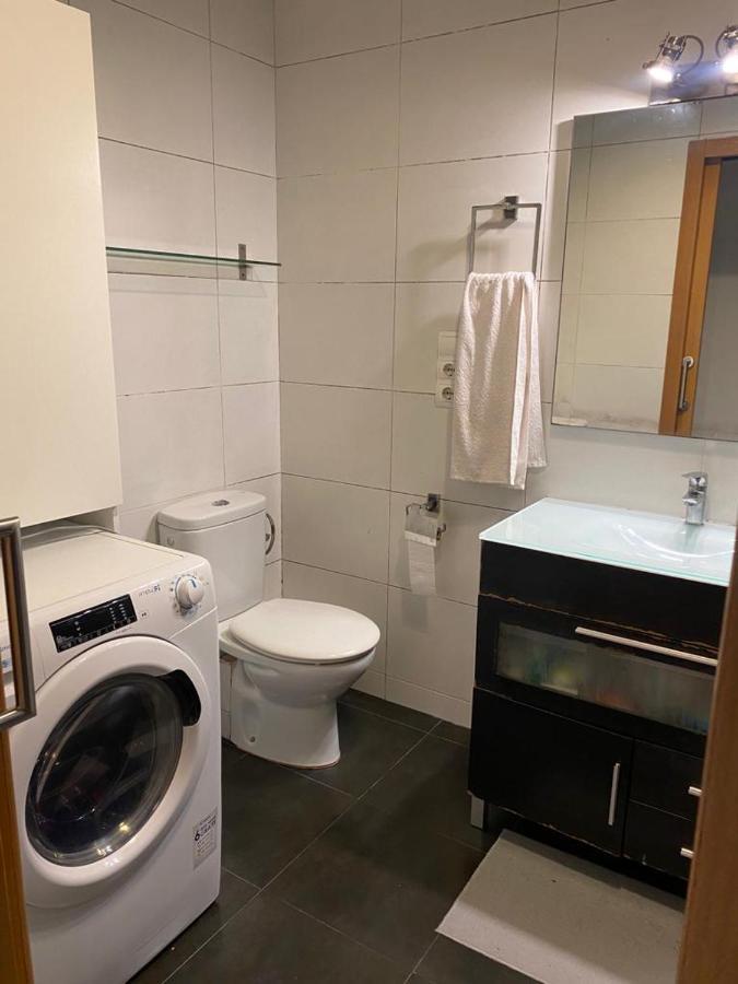 Cozy Apartment At A Great Location! L'Hospitalet de Llobregat Dış mekan fotoğraf